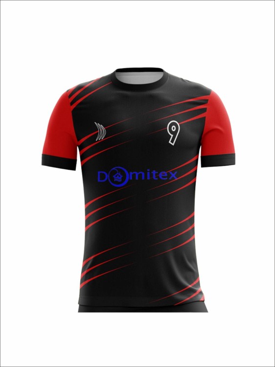 Koszulka z NAPISEM w cenie PIŁKARSKA czerw.jpg