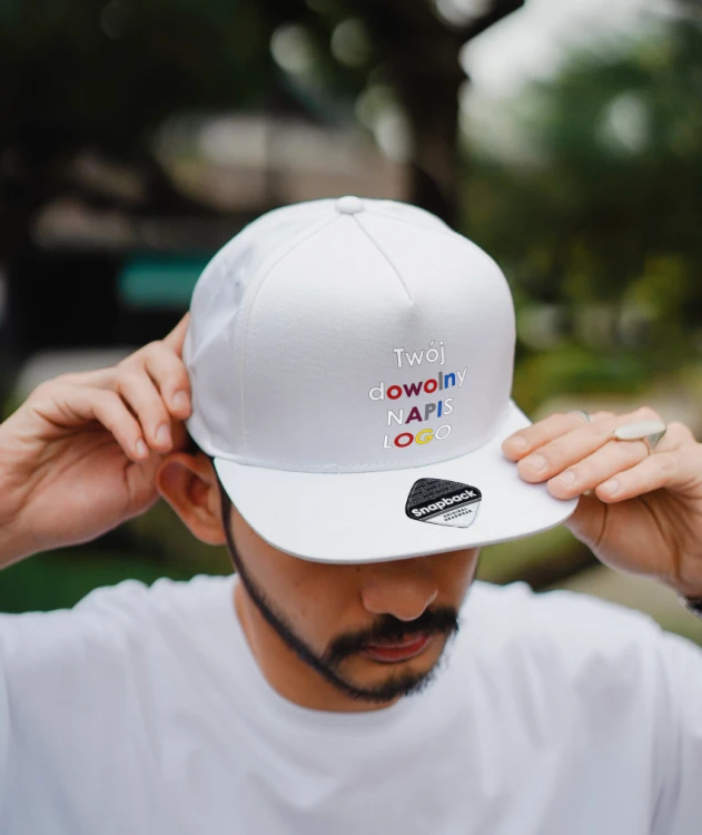 CZAPECZKA snapback biała.png
