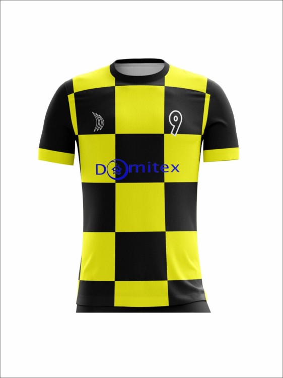 KOszulka piłkarska z LOGO klubu żółty.jpg